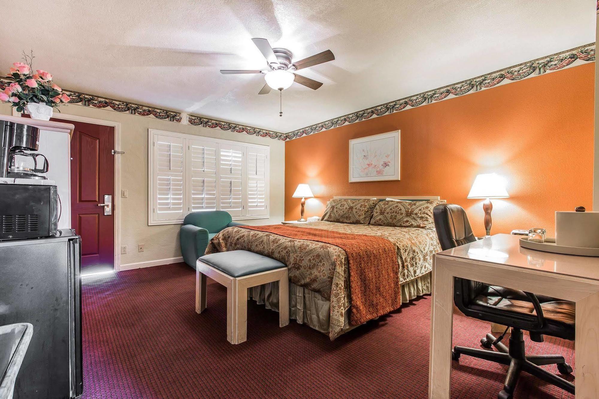Clarion Collection Wilkie'S Inn Pacific Grove - Monterey מראה חיצוני תמונה