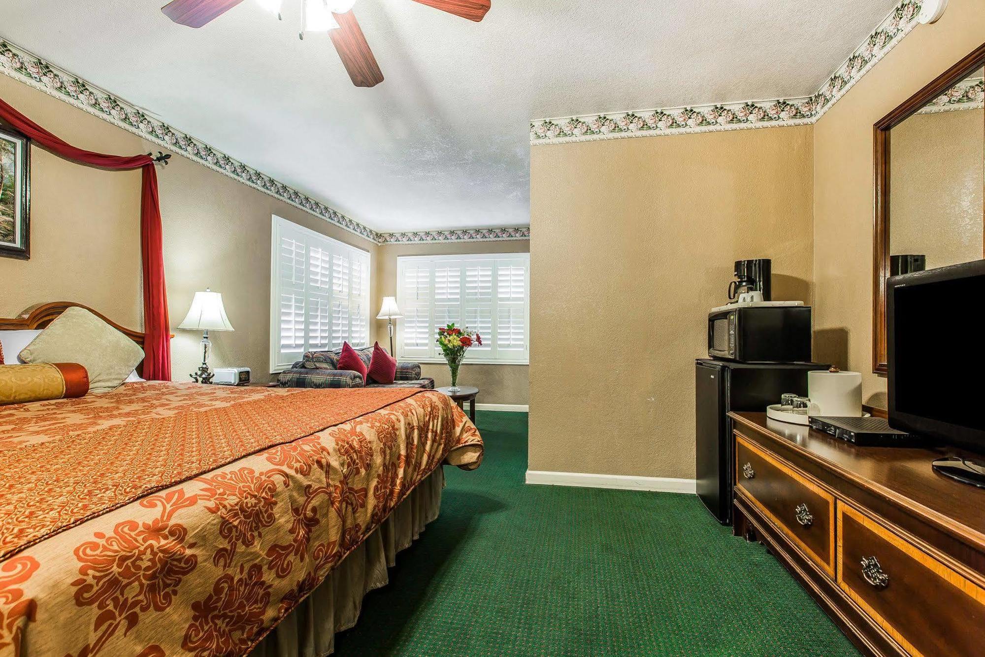 Clarion Collection Wilkie'S Inn Pacific Grove - Monterey מראה חיצוני תמונה